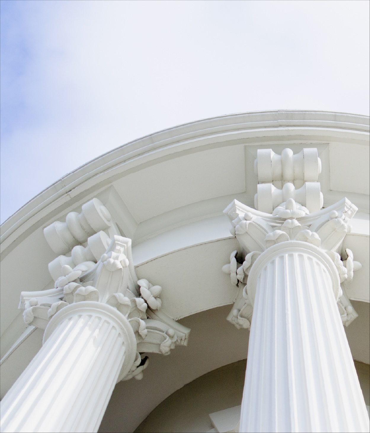 Neoclassical columns supporting the entryway into a US government building